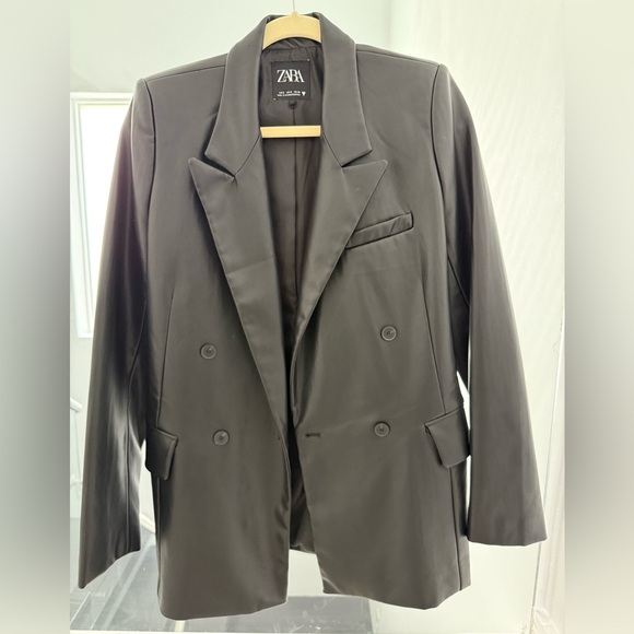 Zara Black Faux Leather Blazer - Picture 2 of 4